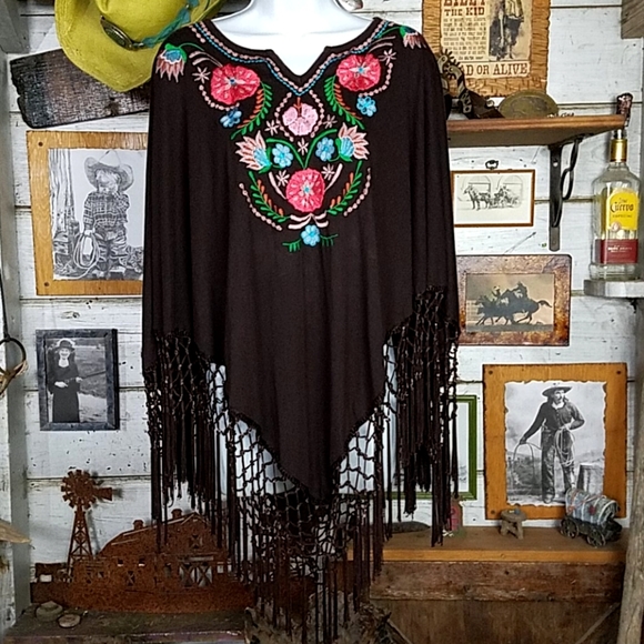 Scully Sweaters - Scully embroidered Pancho